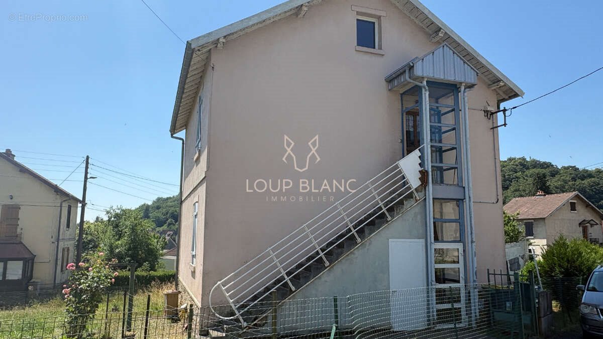 Appartement à vendre, 117m², Cravanche