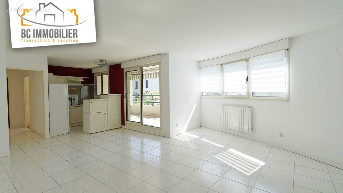 Appartement à vendre, 61m², Ferney-Voltaire