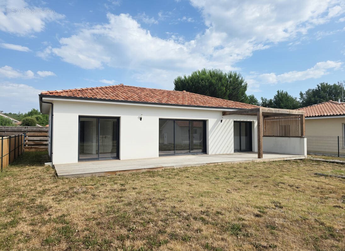 Maison à vendre, 102m², Vielle-Saint-Girons