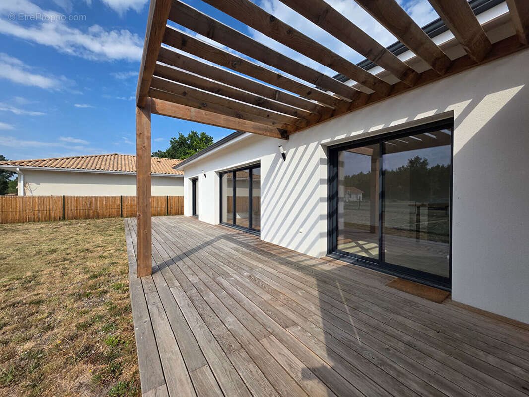 Maison à vendre, 102m², Vielle-Saint-Girons