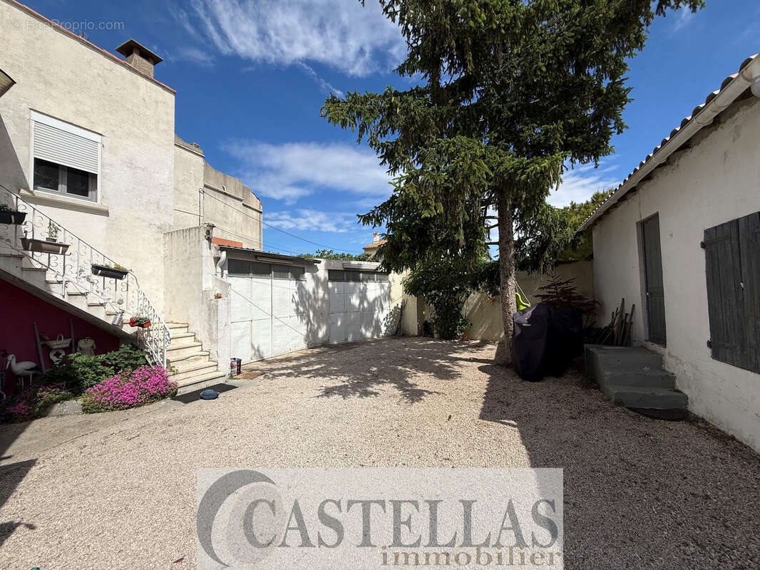 Maison à vendre, 90m², Roquefort-la-Bédoule