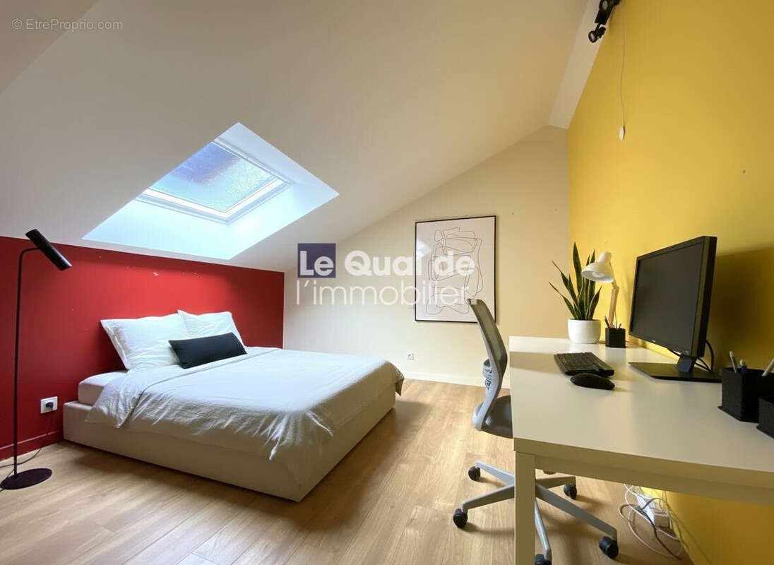 Maison à vendre, 210m², Saint-Egrève