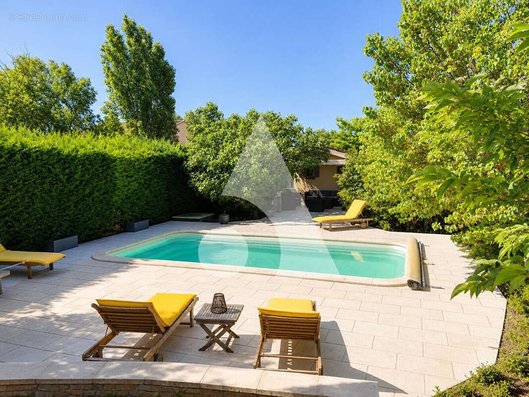 Maison à vendre, 149m², Villelaure