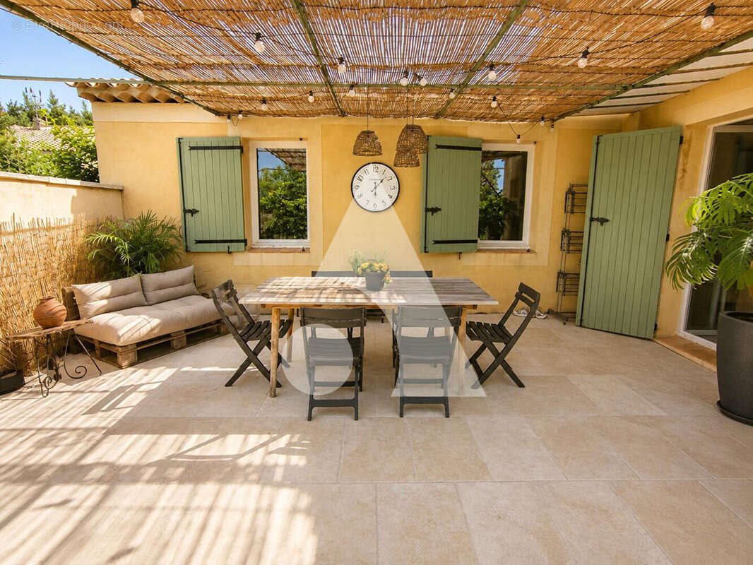 Maison à vendre, 149m², Villelaure
