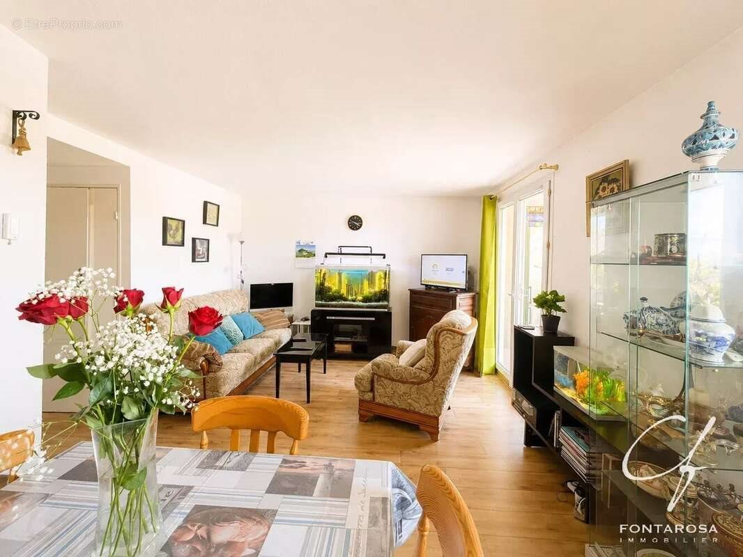 Appartement à vendre, 48m², Fréjus