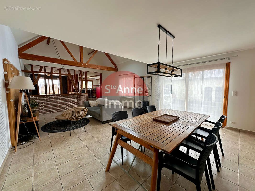 Maison à vendre, 210m², Hérissart