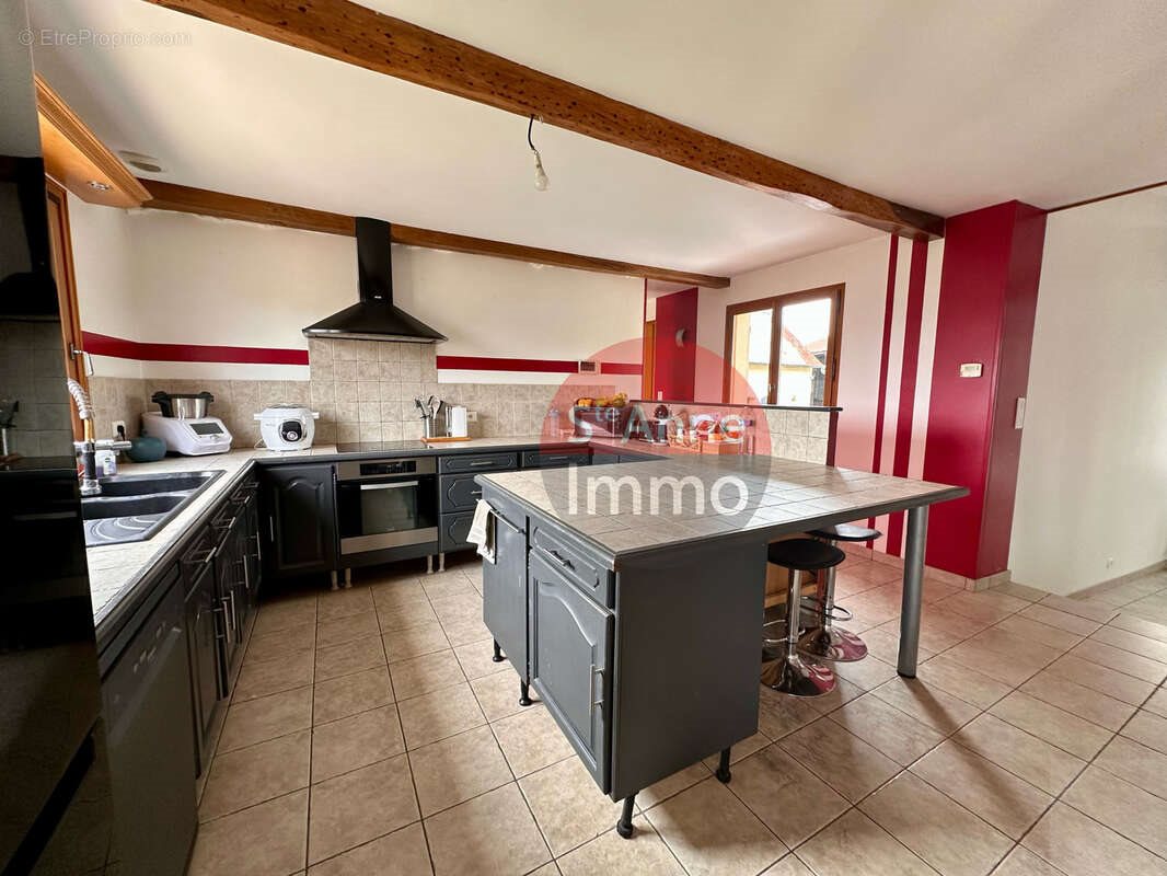 Maison à vendre, 210m², Hérissart