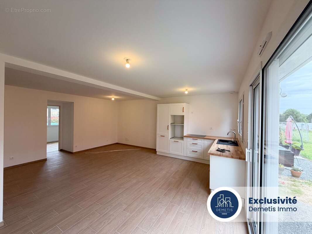 Maison à vendre, 97m², Sargé-lès-le-Mans