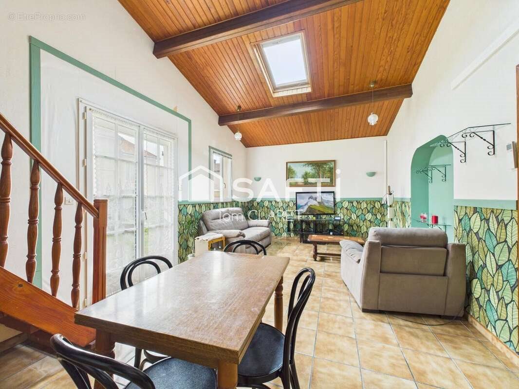 Maison à vendre, 103m², Cavignac