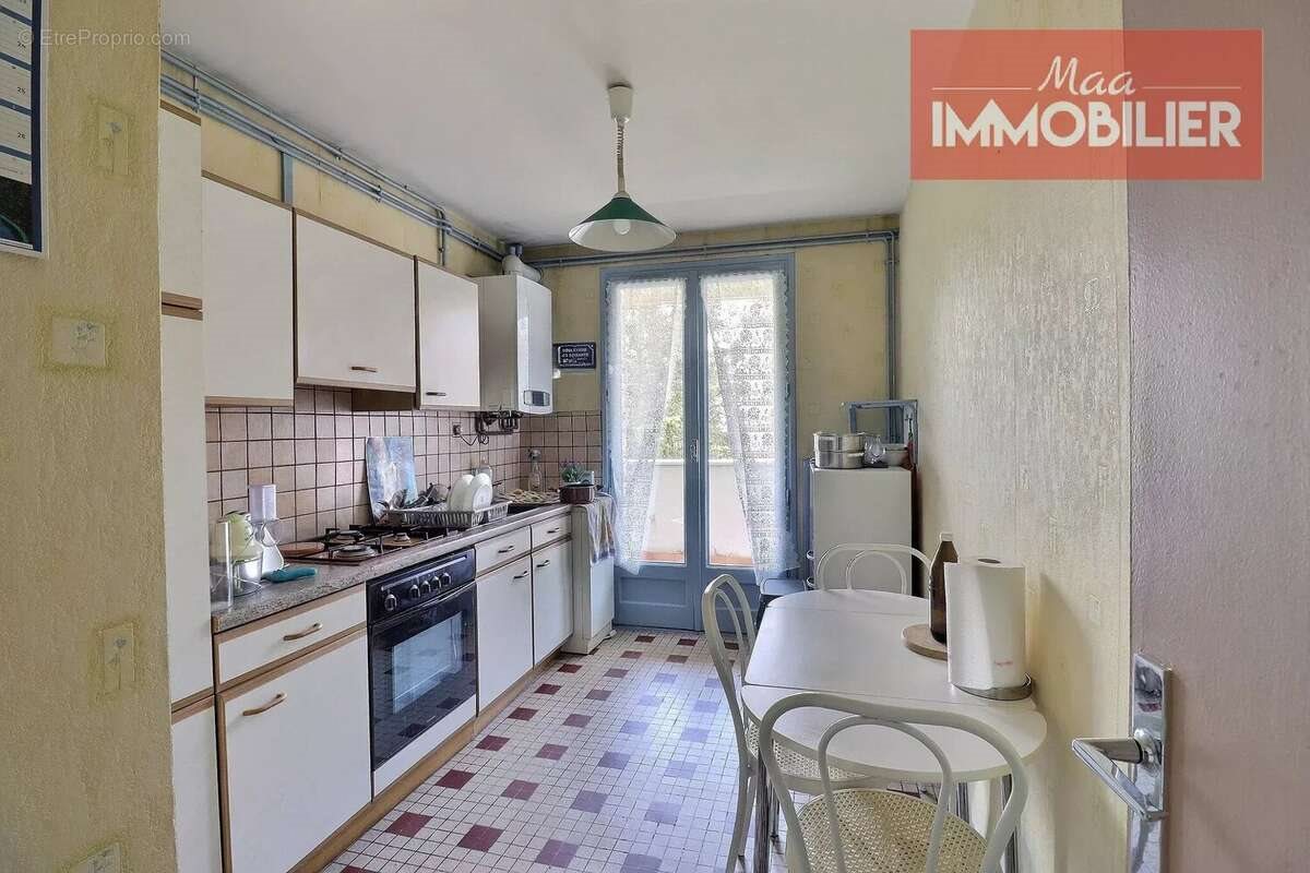 Appartement à vendre, 53m², Saint-Etienne