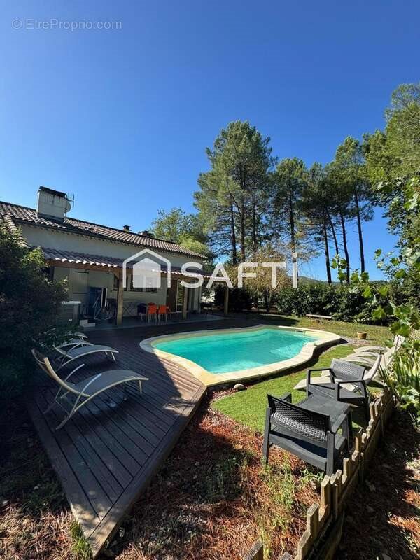 Maison à vendre, 160m², Ruoms