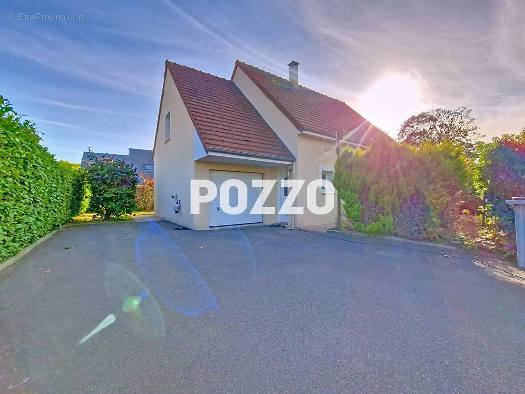 Maison à vendre, 117m², Cairon