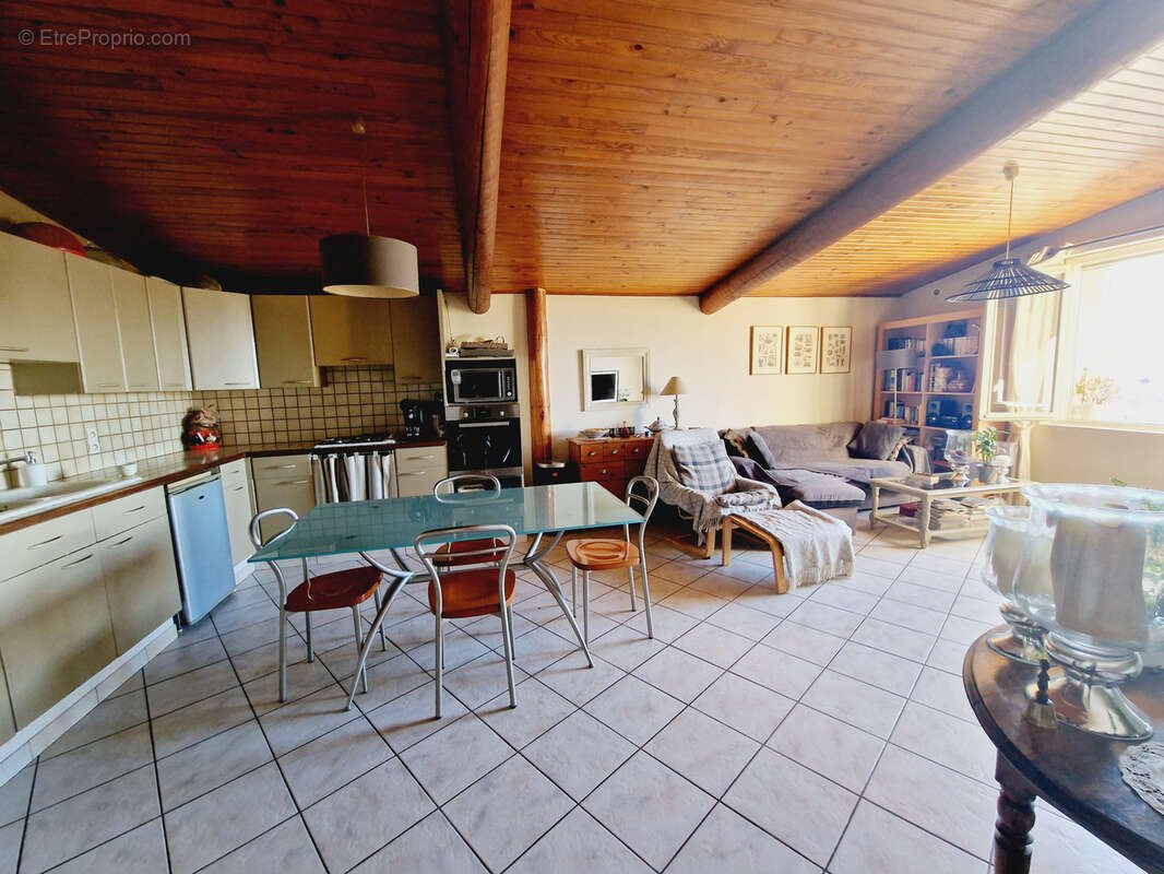 Maison à vendre, 86m², Taulignan