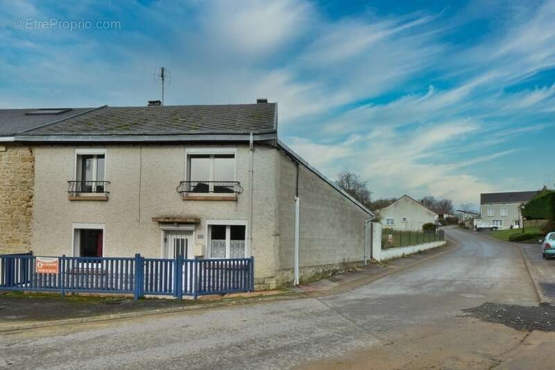 Maison à vendre, 79m², Pouru-Saint-Remy