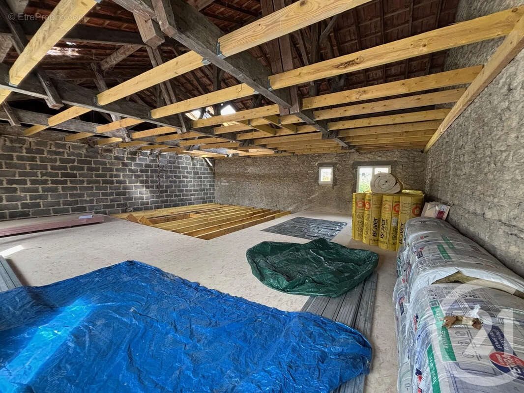 Maison à vendre, 250m², Ruelle-sur-Touvre