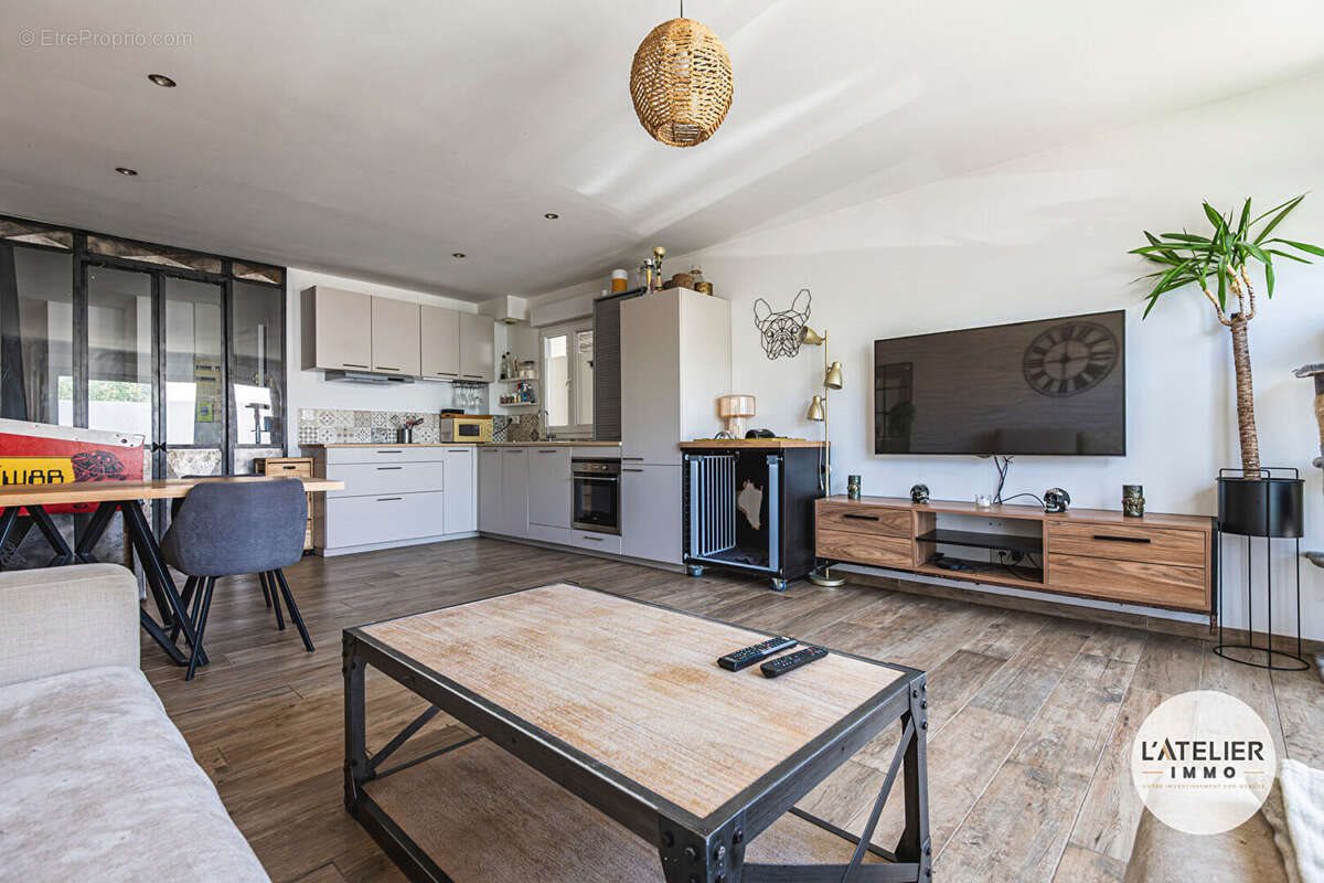Appartement à vendre, 74m², Reims