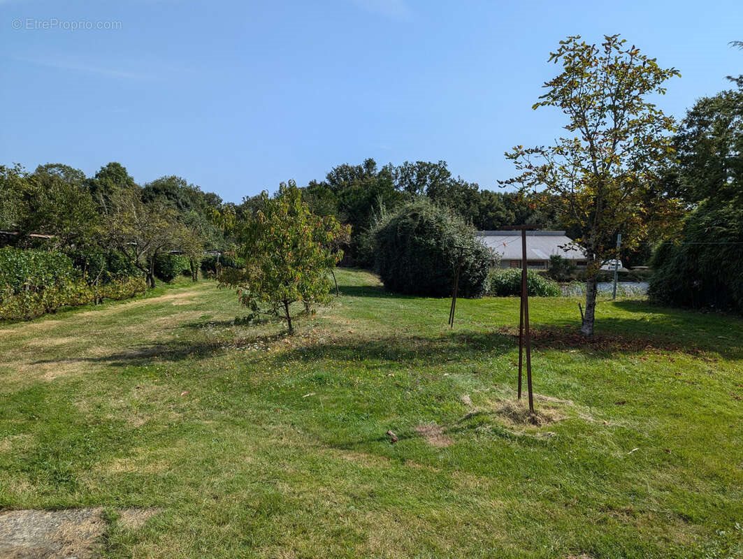 Maison à vendre, 160m², Thevet-Saint-Julien