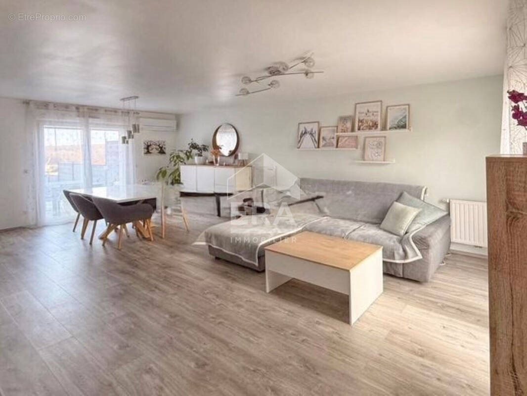 Maison à vendre, 93m², Combs-la-Ville