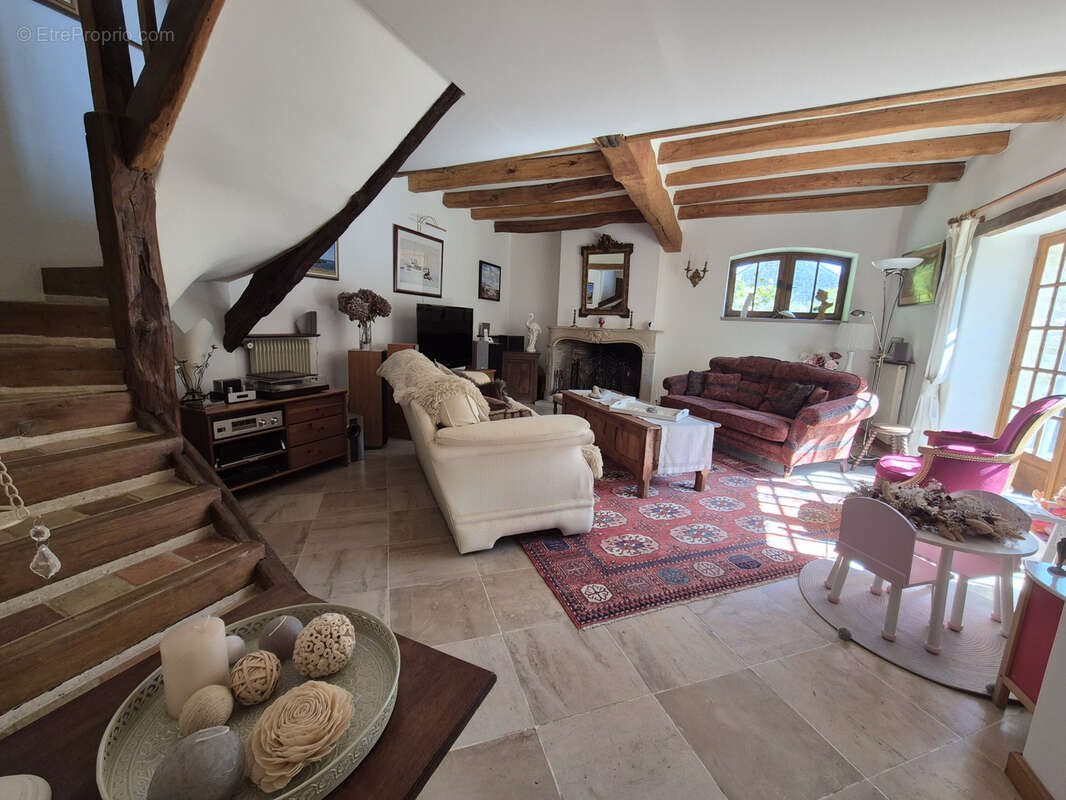 Maison à vendre, 190m², Septeuil