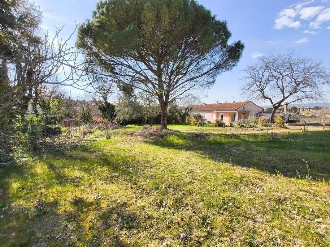 Maison à vendre, 83m², Valréas
