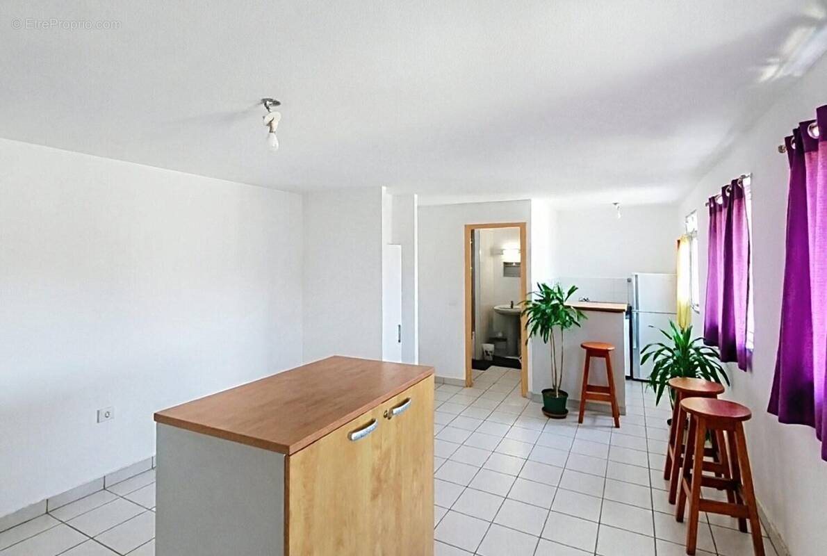 Appartement à vendre, 28m², Fort-de-France