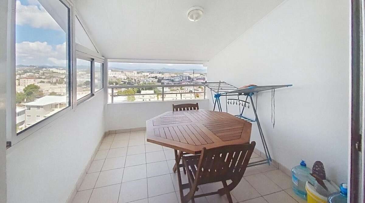 Appartement à vendre, 28m², Fort-de-France