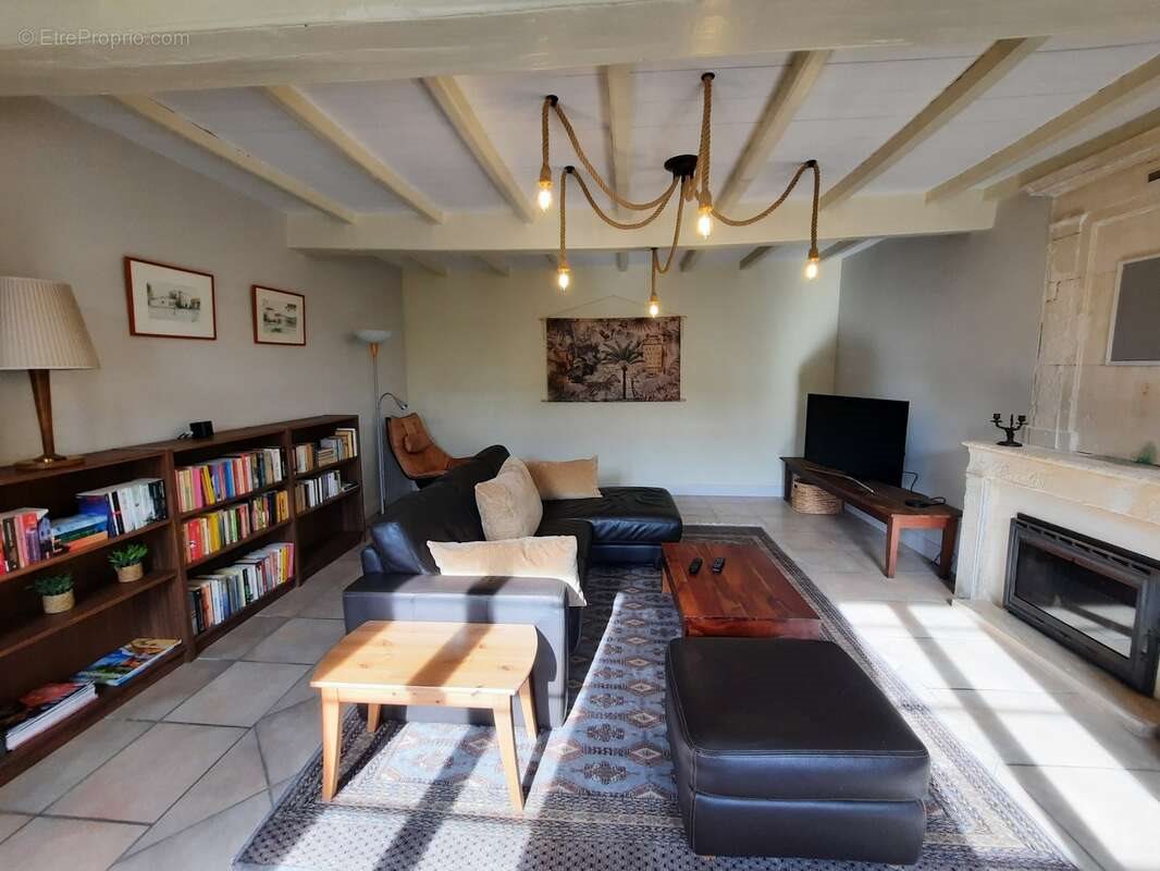 Maison à vendre, 245m², Cozes