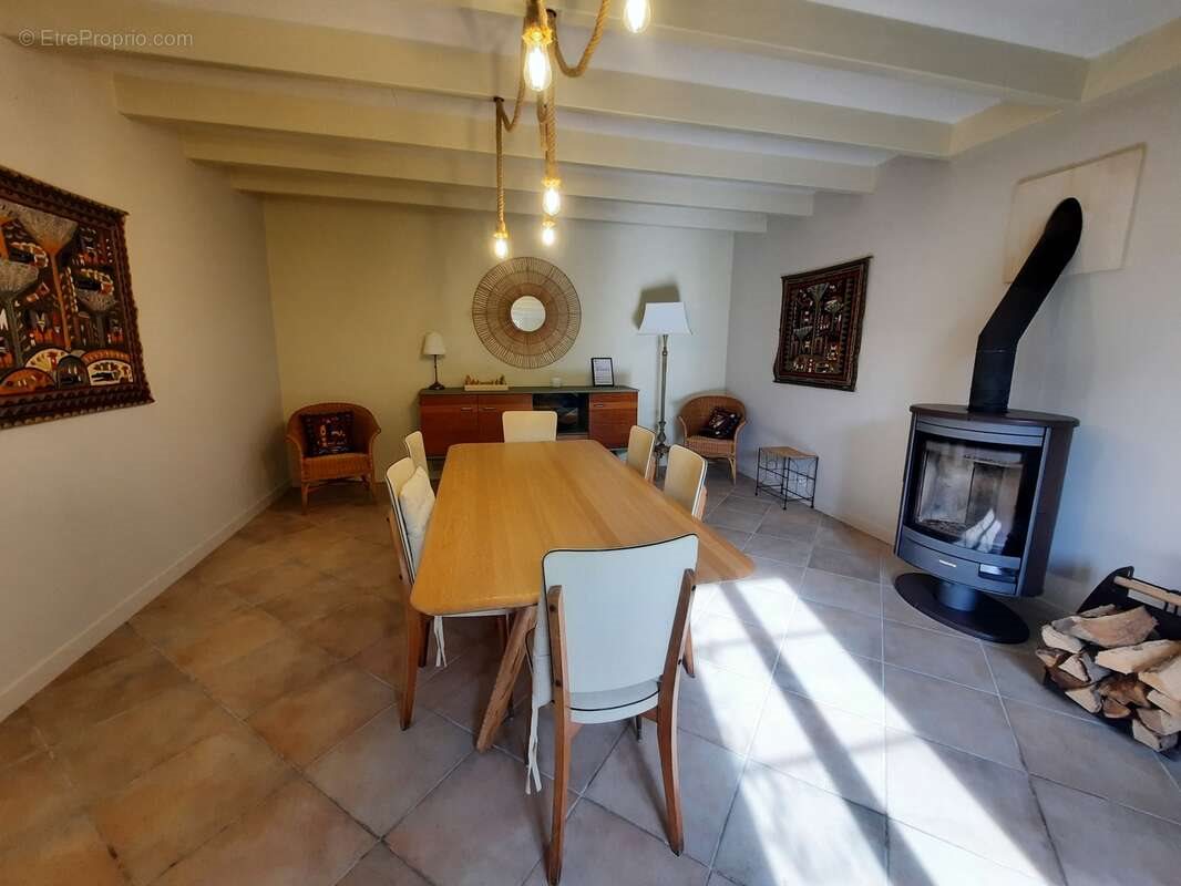 Maison à vendre, 245m², Cozes