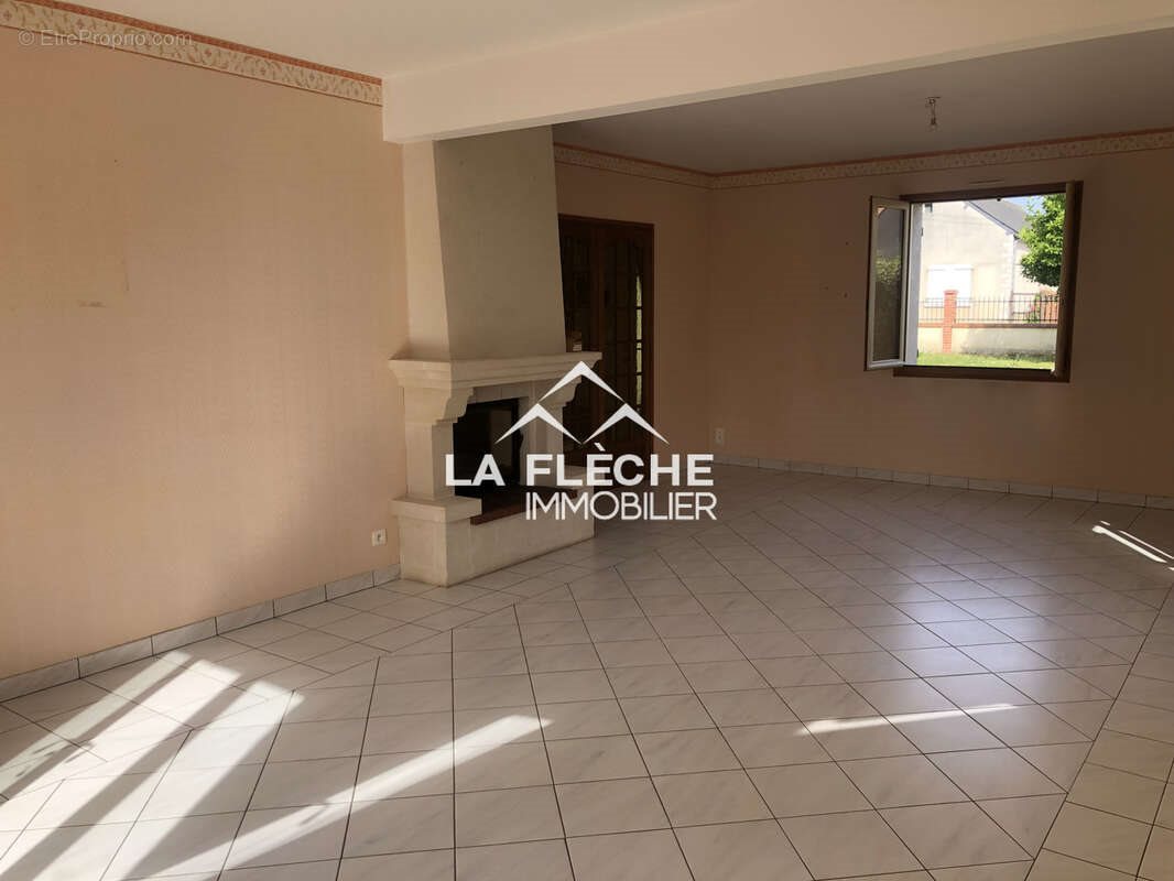 Maison à vendre, 157m², La Chapelle-d'Aligné