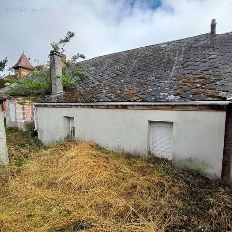 Maison à vendre, 95m², Dercy