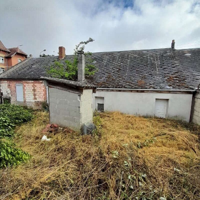 Maison à vendre, 95m², Dercy