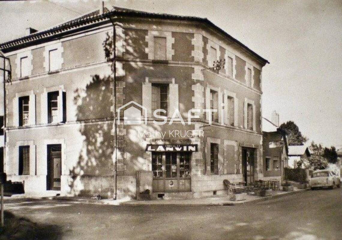Maison à vendre, 270m², Le Fleix