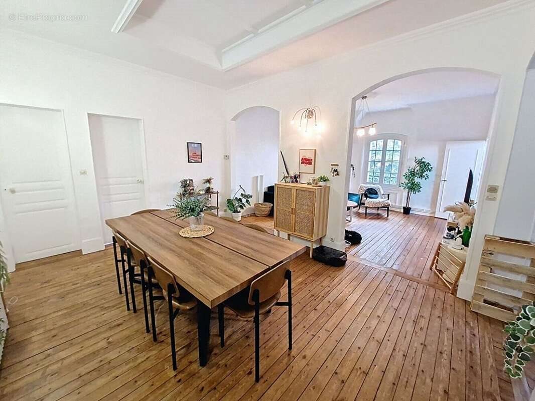 Appartement à vendre, 137m², Etrépagny