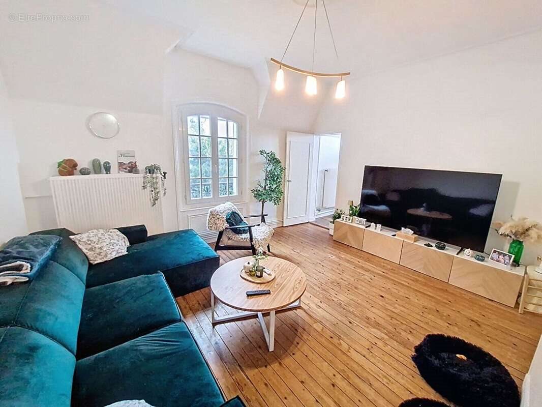 Appartement à vendre, 137m², Etrépagny