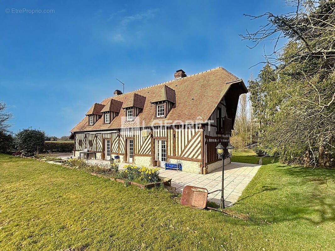 Maison à vendre, 137m², Fauguernon