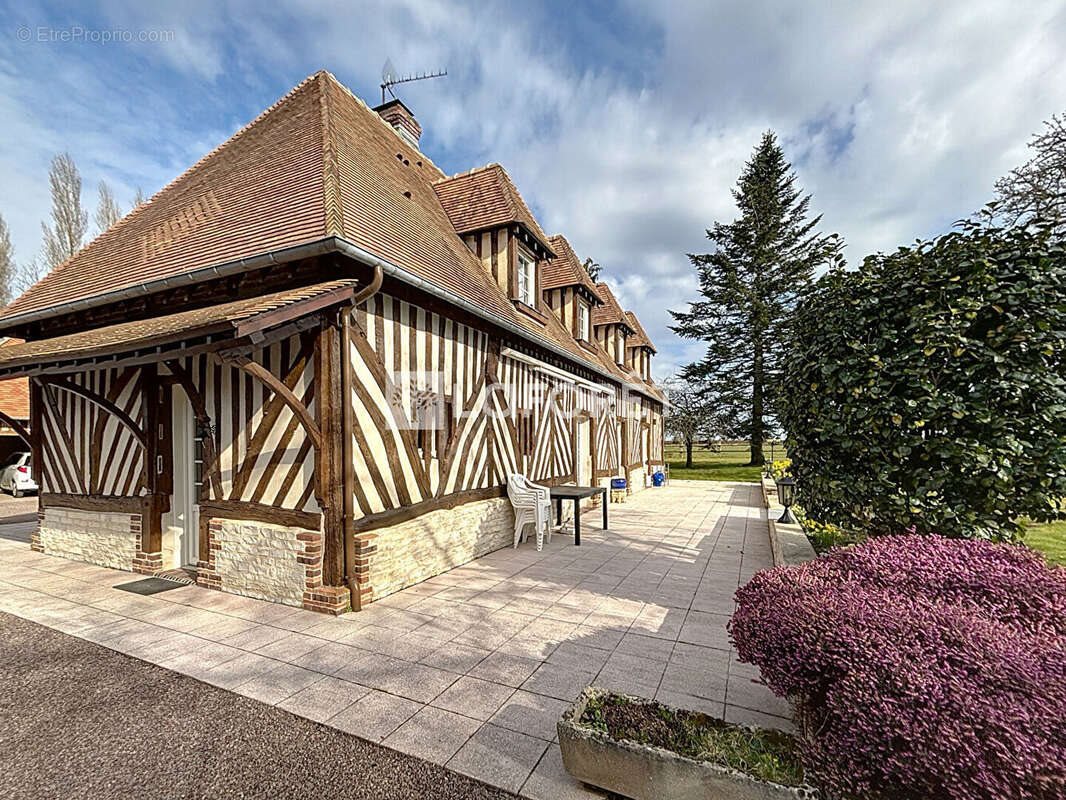 Maison à vendre, 137m², Fauguernon