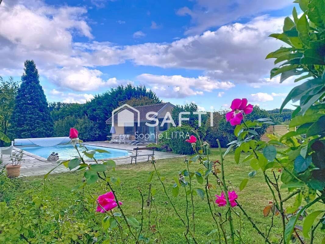 Maison à vendre, 250m², Villeneuve-sur-Yonne