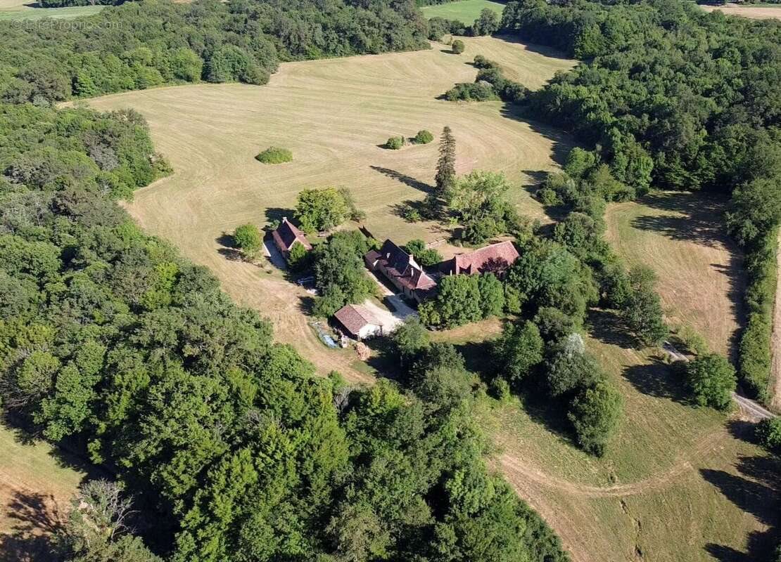 Maison à vendre, 353m², Excideuil