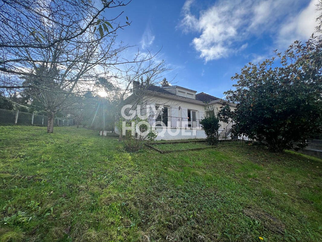 Maison à vendre, 177m², Mourenx