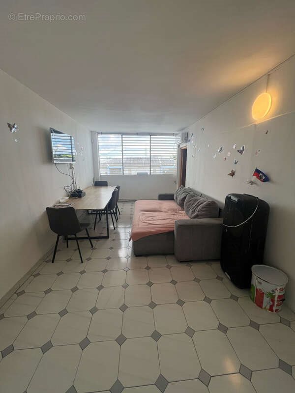 Appartement à vendre, 80m², Les Abymes