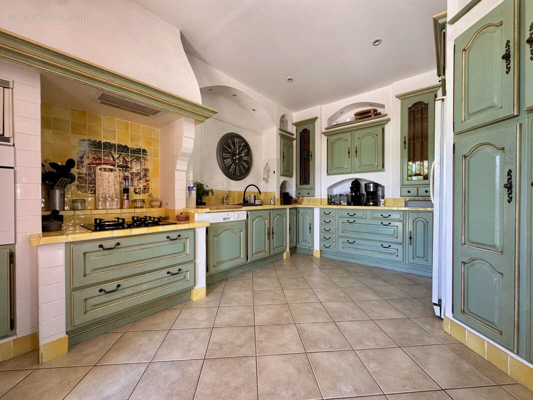 Maison à vendre, 133m², La Londe-les-Maures