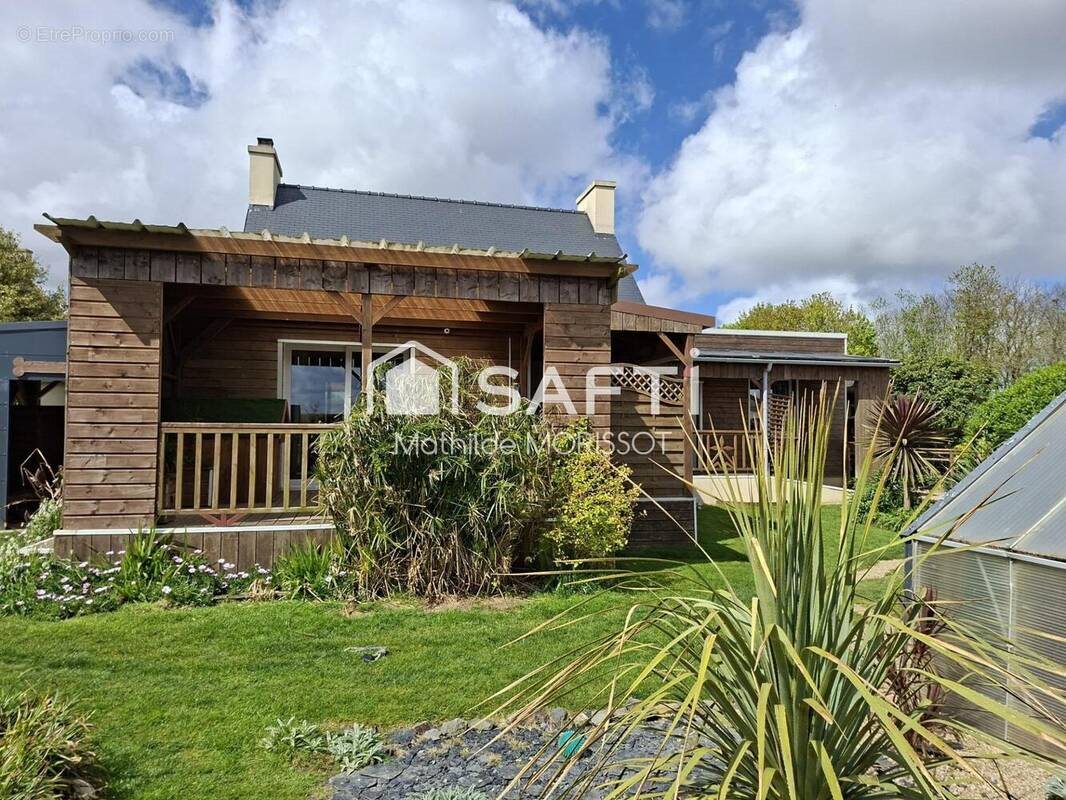 Maison à vendre, 105m², Plouzévédé