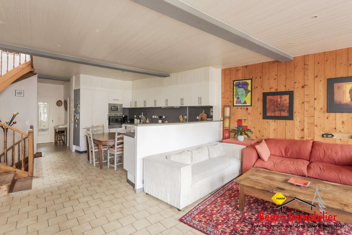 Maison à vendre, 153m², Salies-de-Béarn