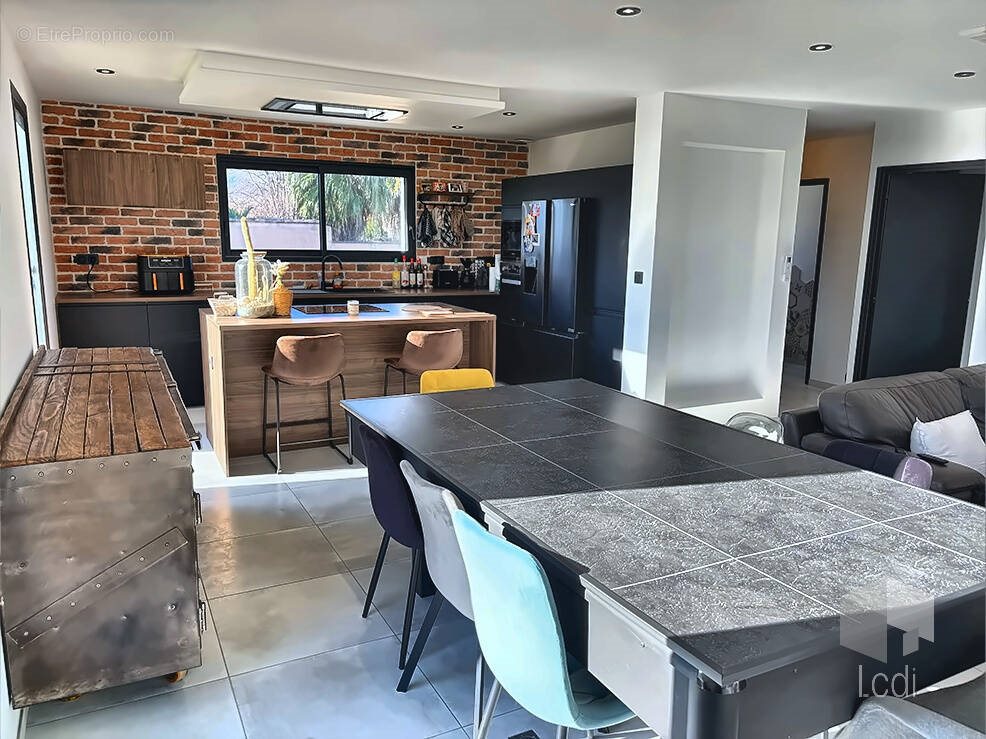 Maison à vendre, 110m², Montélimar