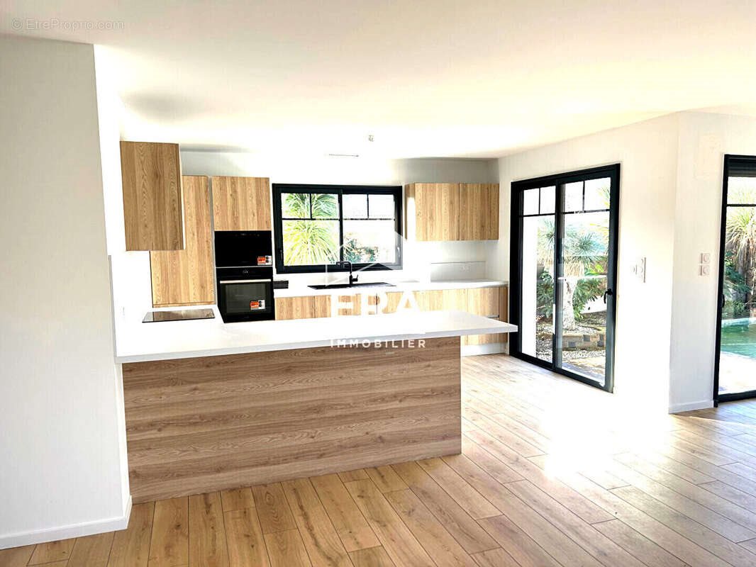 Maison à vendre, 144m², Gujan-Mestras