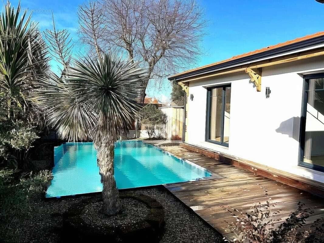 Maison à vendre, 144m², Gujan-Mestras
