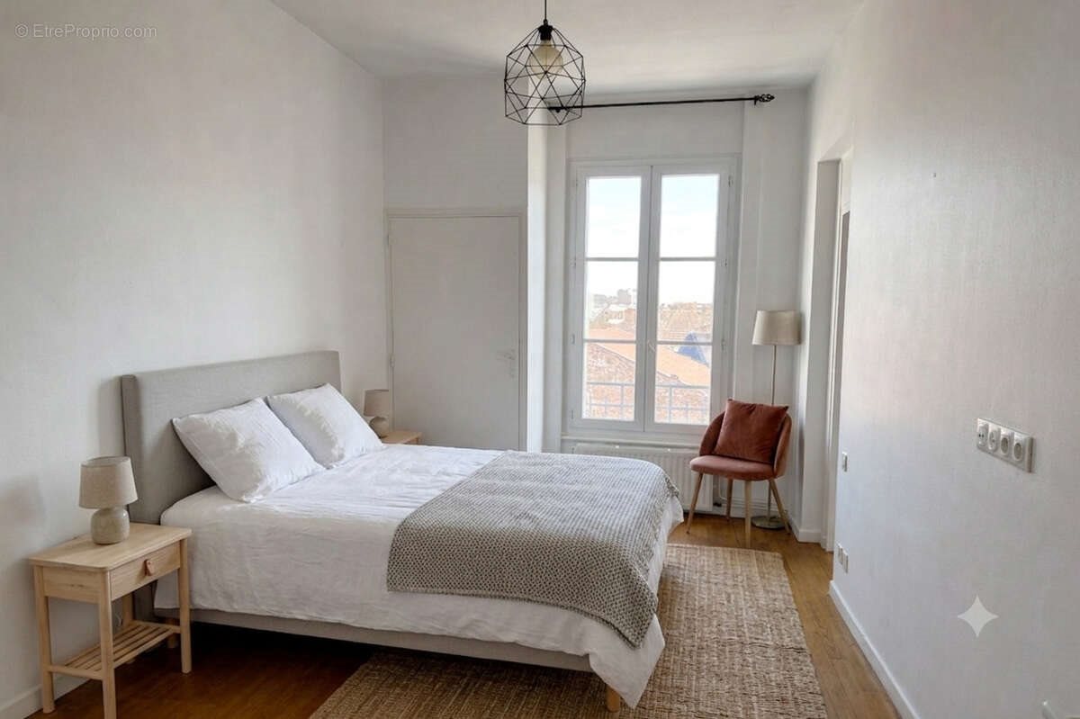 Appartement à vendre, 99m², Saint-Étienne
