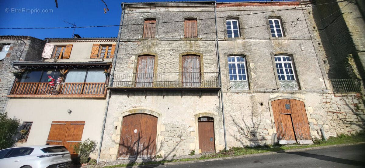 Maison à vendre, 163m², Saint-Pastour