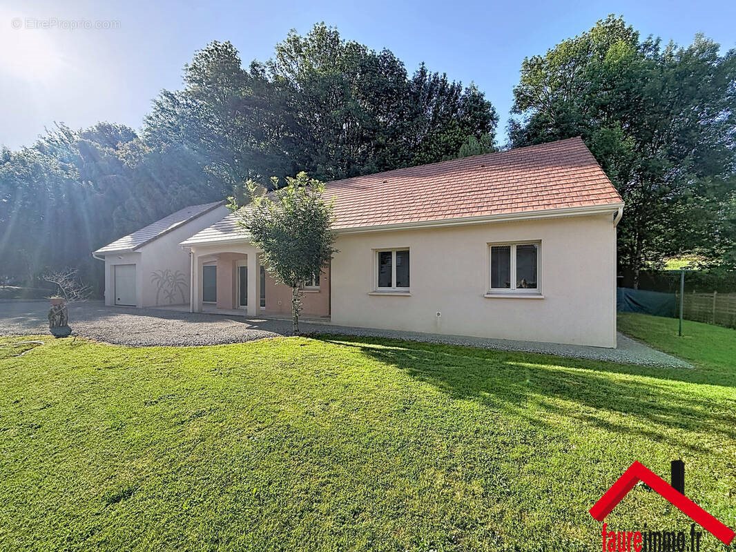 Maison à vendre, 110m², Objat
