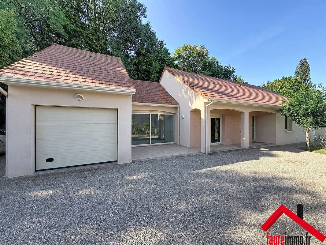 Maison à vendre, 110m², Objat